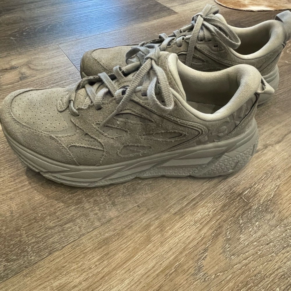 Hoka Clifton Suede Gray-Women’s 8/Mens 7